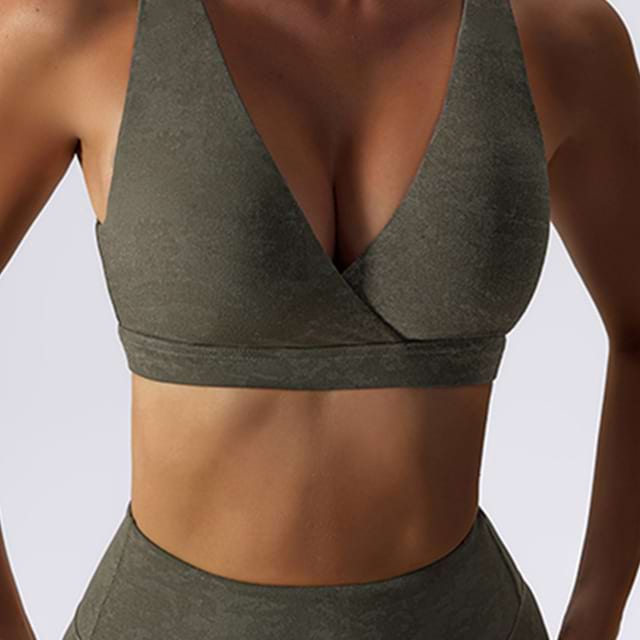 Seamless Serenity Yoga Sports Bra