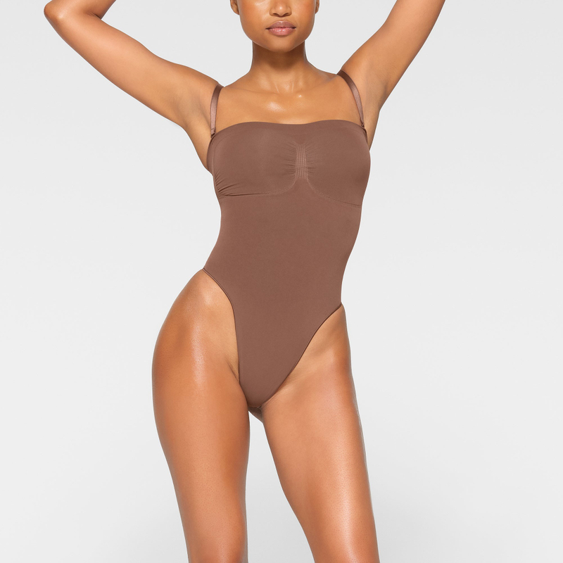 Santoni Seamless Strapless Bodysuit with Removable Straps
