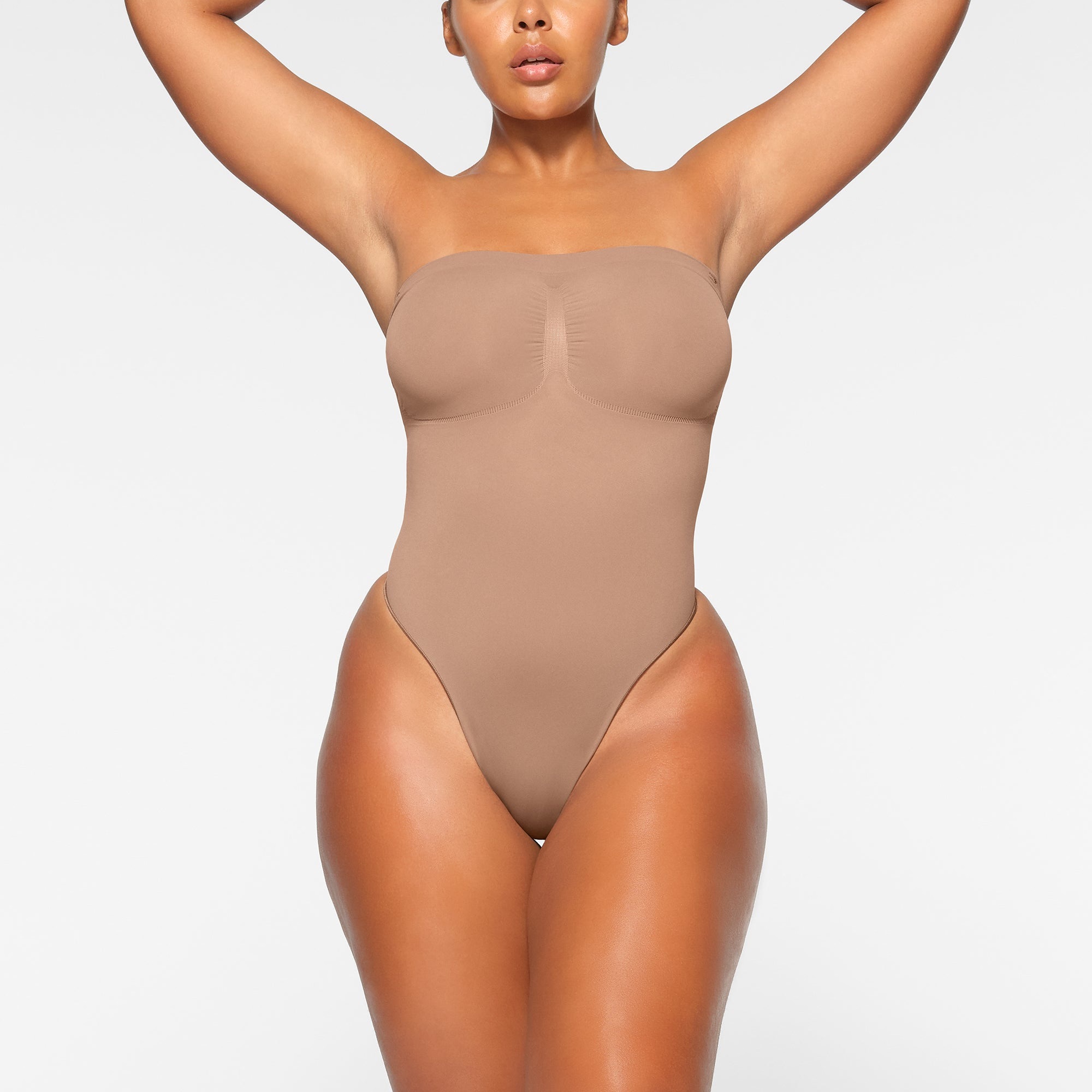 SKIMS-SHAPEWEAR-BD-THG-2913-IA-SIE_0033_FR