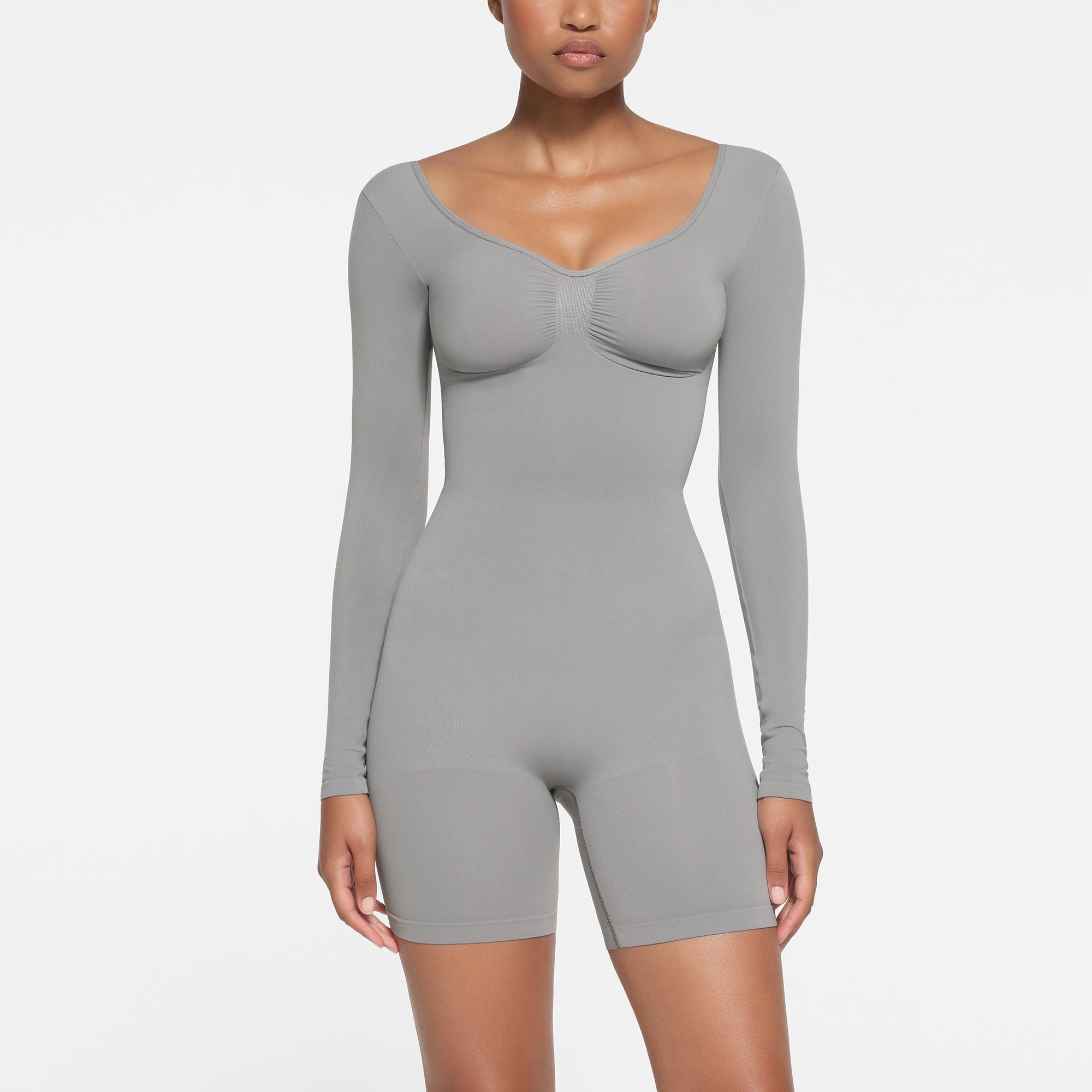 Seamless Long Sleeve Full Control Thong Short Bodysuit OEM Customize 