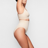Seamless Everyday Thong Panty Underwear Silicone Anti Slip Manufacture