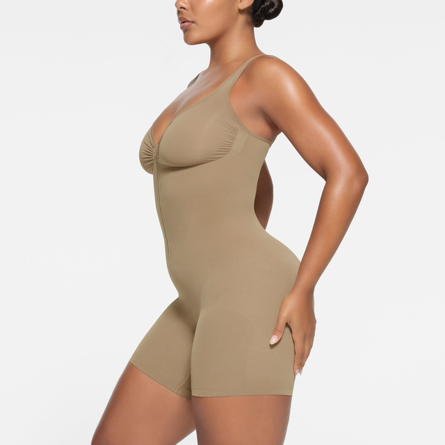 Seamless Shapewear Everyday Tummy Control Slimming Bodysuit with Zipper