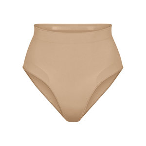Seamless Everyday Thong Panty Underwear Silicone Anti Slip Manufacture