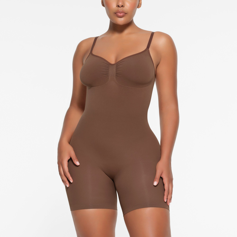 Seamless Strapless Bodysuit with Removable Straps Manufacture