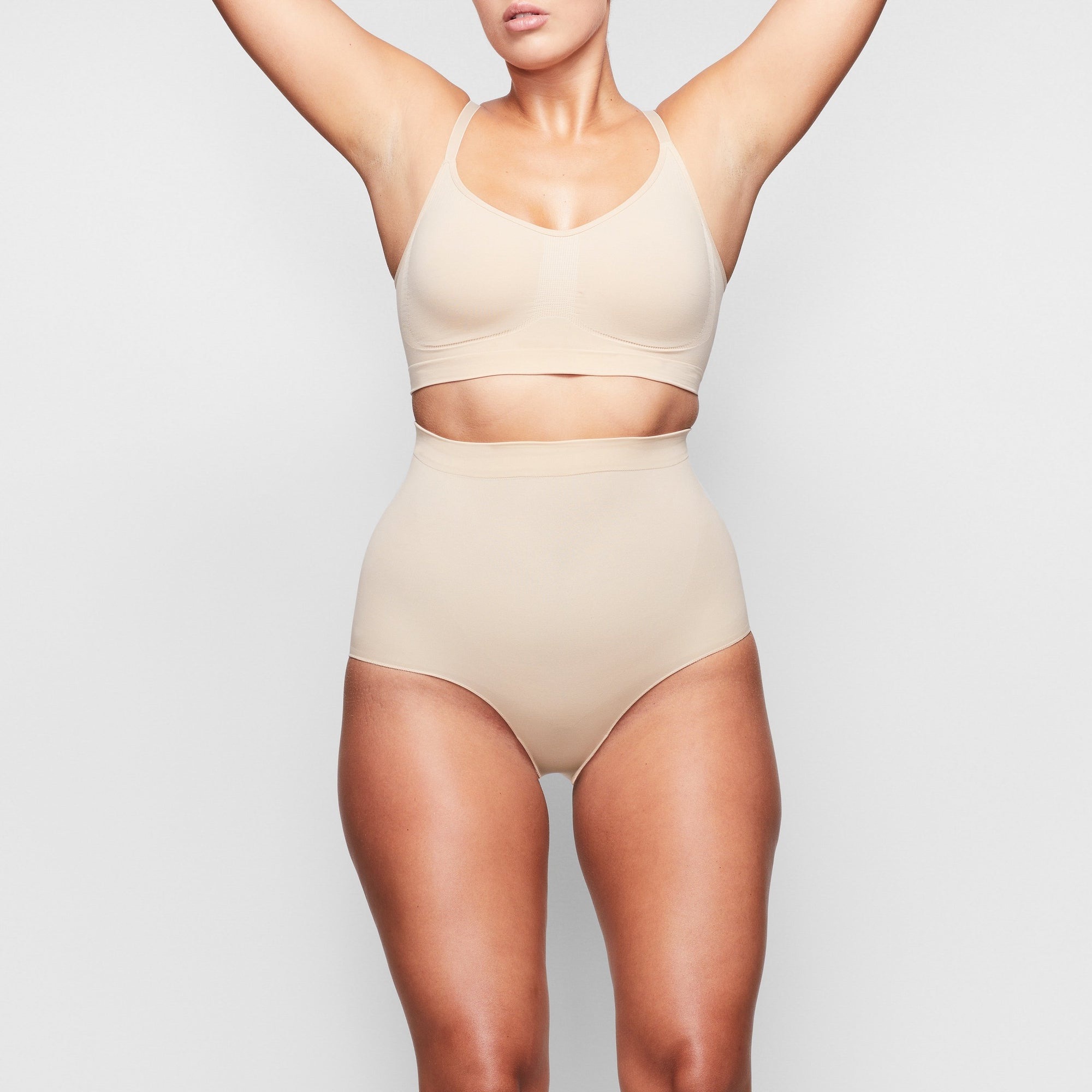 Seamless Everyday Thong Panty Underwear Silicone Anti Slip Manufacture