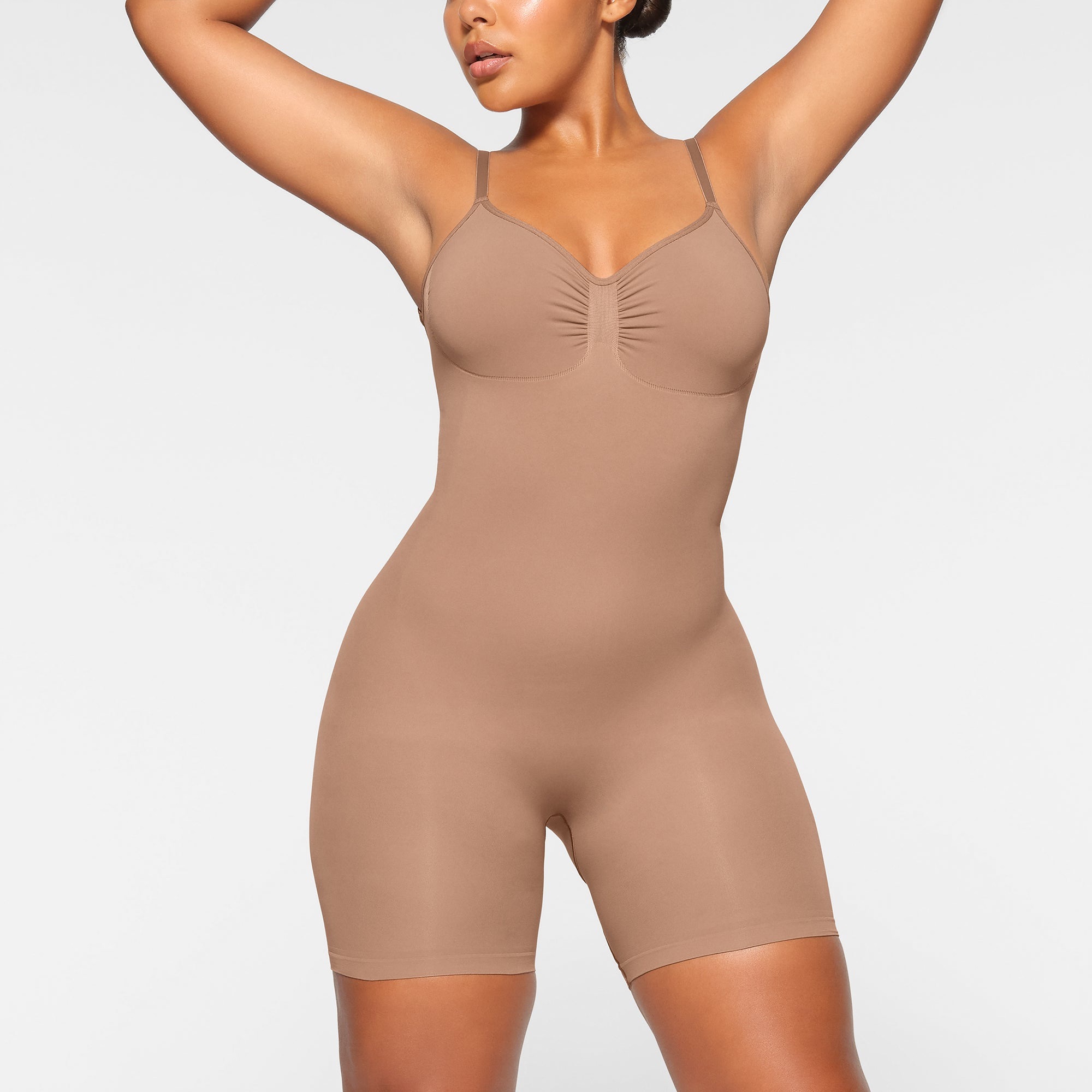 Seamless Strapless Bodysuit with Removable Straps Manufacture